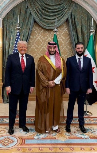 https://iimg.su/s/16/th_Nkek0dfXqzqtO4U2uZZgh2RO2MZPzbhIaOr0CjX7.jpg